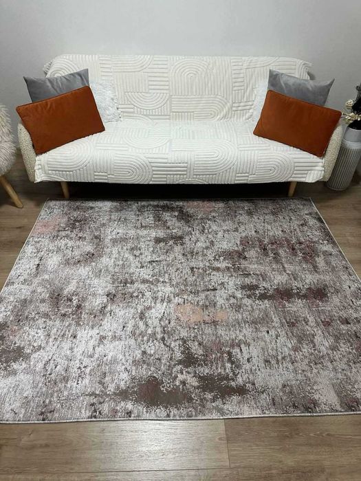 Килими страхтни модели