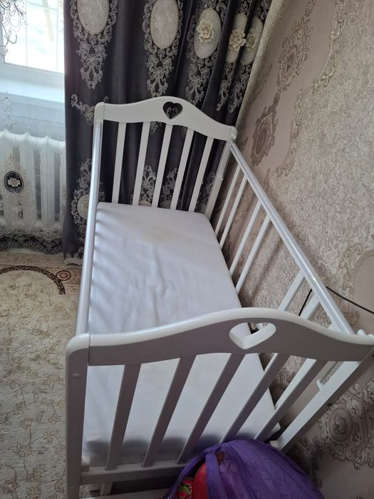 Продам детскую кроватку