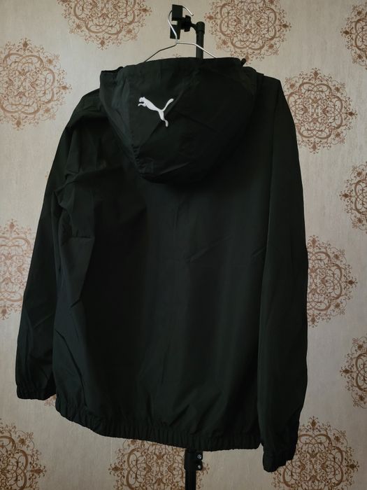 Продам ветровку Puma