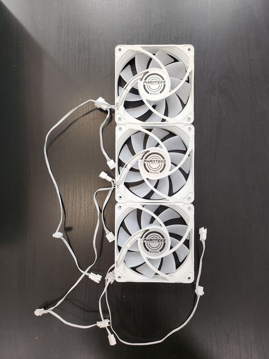 Carcasă PC albă Phanteks + 3 ventilatoare