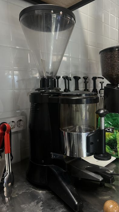 Продам кофемолку