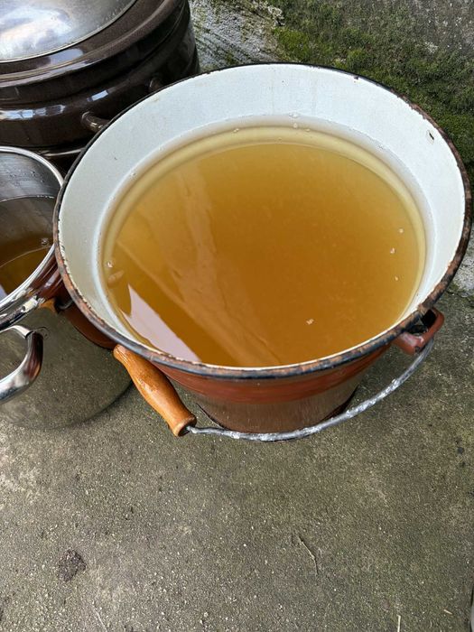 Домашно приготвена мас за готвене.