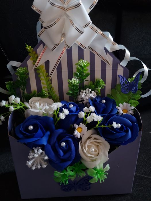 Букет от Съпунени рози