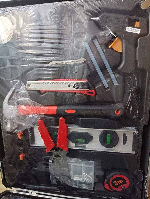 Продается набор инструментов