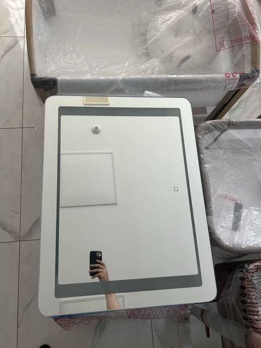 Светещо огледало за стена с Led подсветка