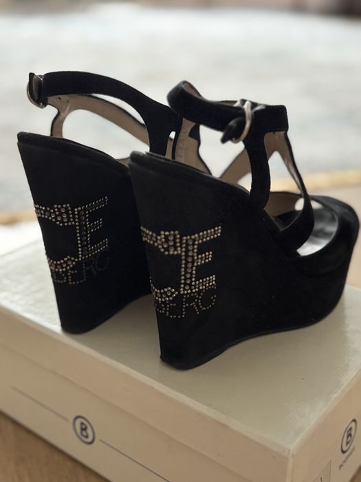 Босоножки Италия  две пары