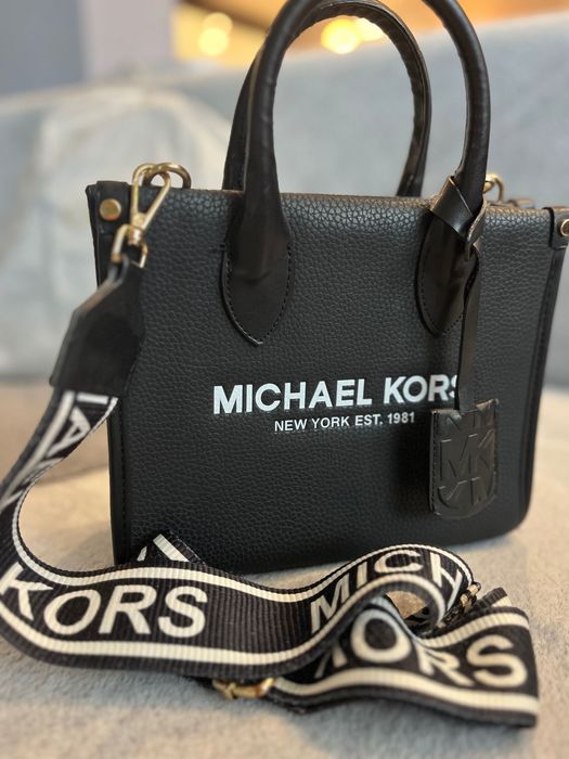 Чанта Michael kors