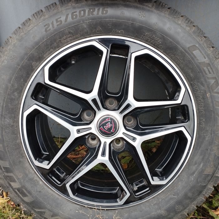 Продам шины с дискоми