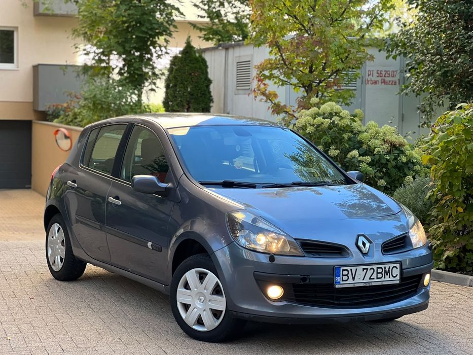RENAULT Clio