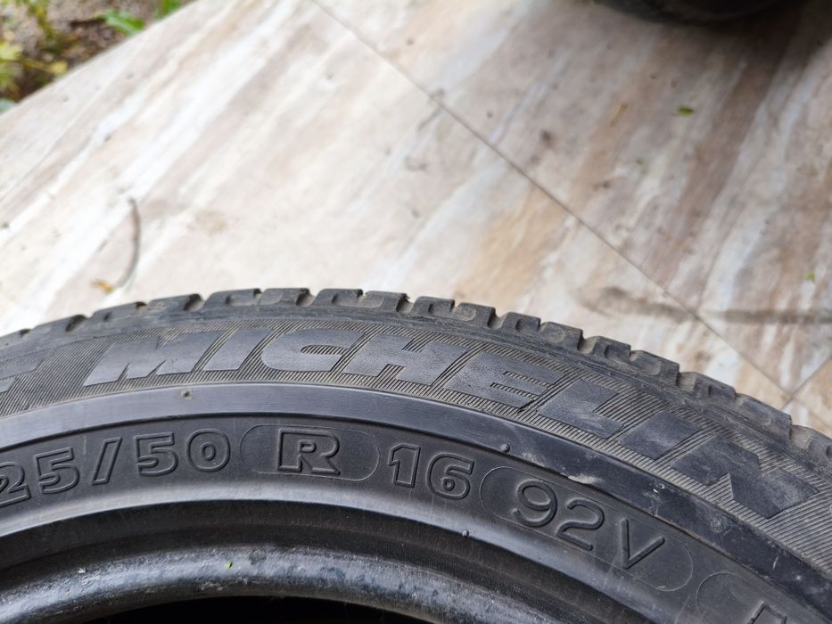 225 50 R16 Пара 2шт. Michelin