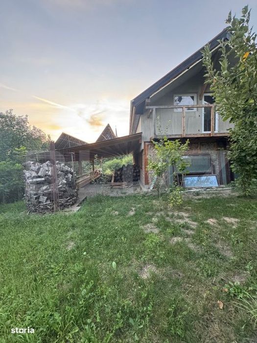Casa de vanzare in Petrilaca