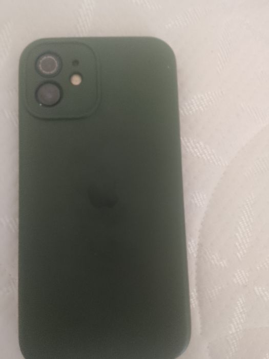 Айфон 12сатылад срочно