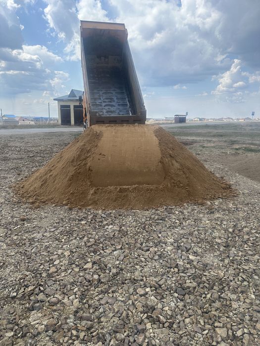 услуги самосвала 25 тонн , погрузчик