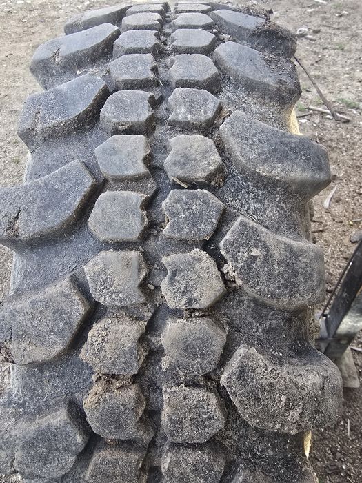Гуми с джанти за jeep cherokee
