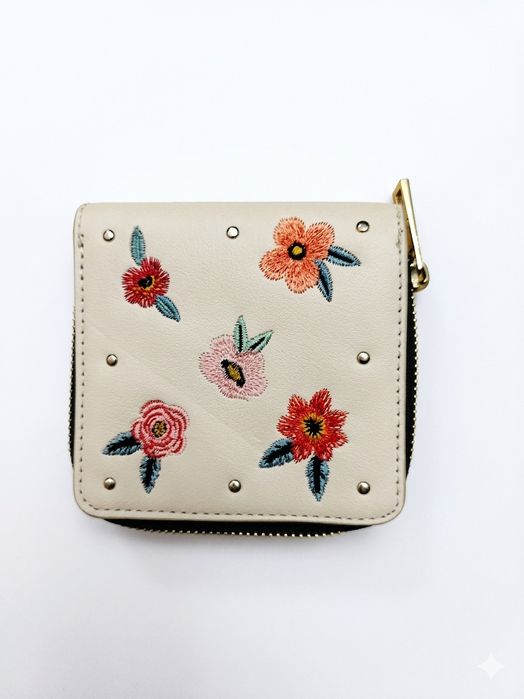 Кошелёк от бренда Accessorize