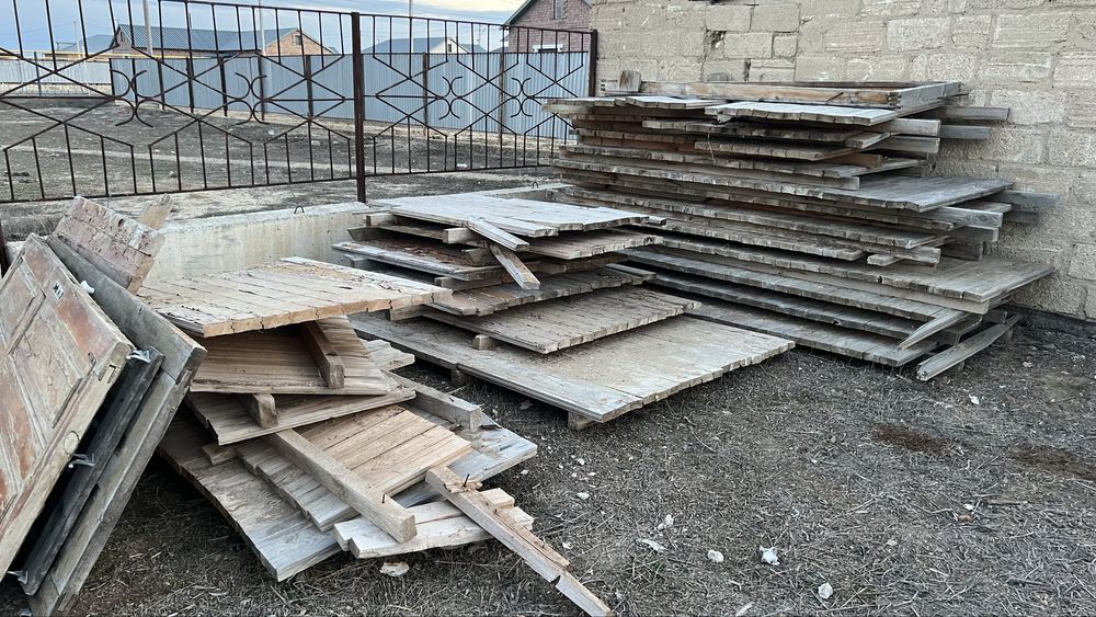 Полдын агашы сатылады