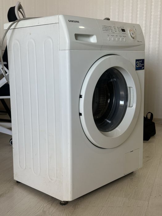 ПРОДАМ Стиральную Машину