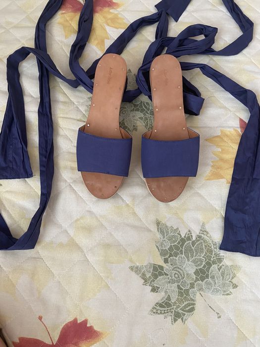 Сандали 20 лв Кецове Converse номер 38 за 40 лв .