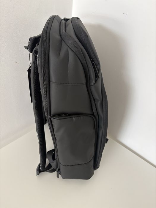 Rucsac profesional GIFTX Centro laptop 17” – extensibil, impermeabil, USB – Nou