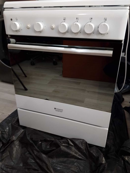 Aragaz Hotpoint Ariston