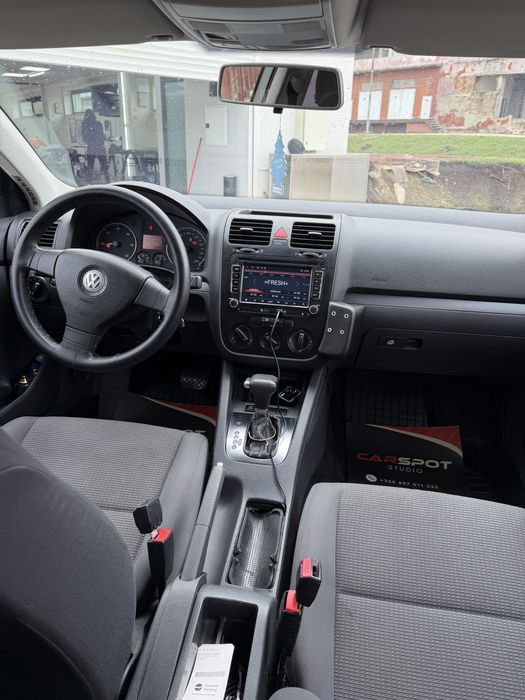 Volkswagen Golf 5  DSG 2009