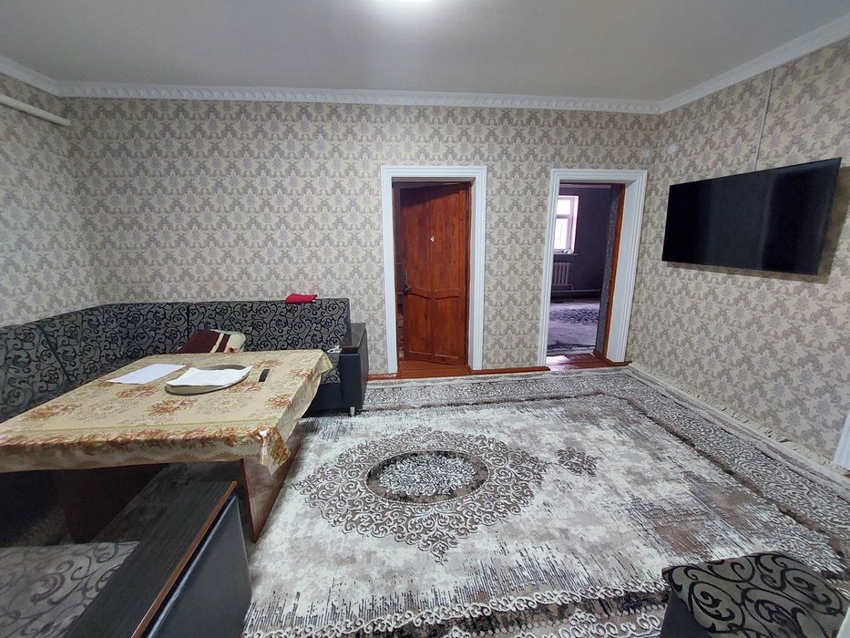 Sentrda Gone qala 120 avtobaz 4.5 sotuk 4 komnata jay s.di