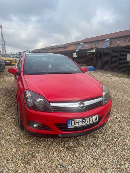 Opel Astra GTC 2.0 Turbo • 200 CP • Panoramic Roof • 175.000 km