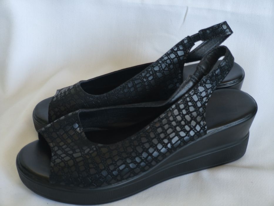 Сандали от естествена кожа, номер 38.5