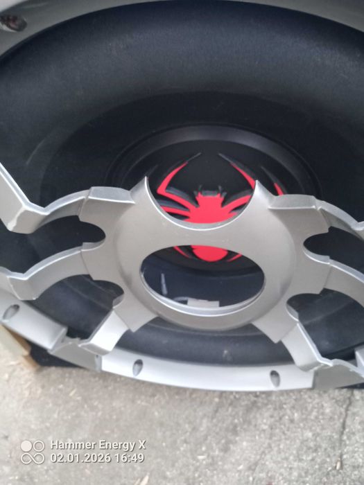 Бас каса за кола