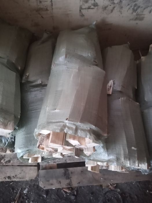 Уголь дрова.в мешках.