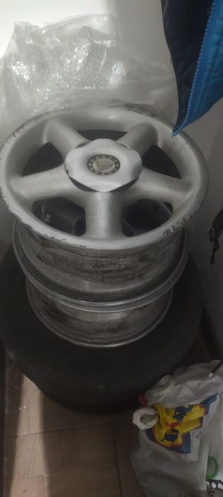 Jante aluminiu sunt date jos de pe BMW e46 R15
