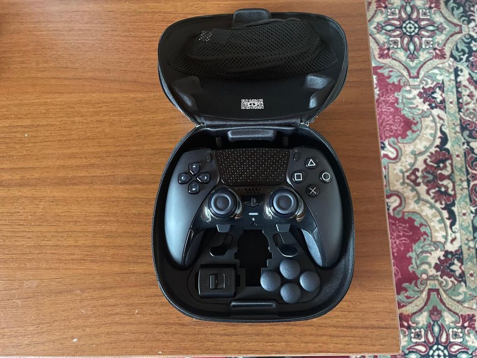 Ps5 pro full Set cu garanție+controller edge în stare foarte bună