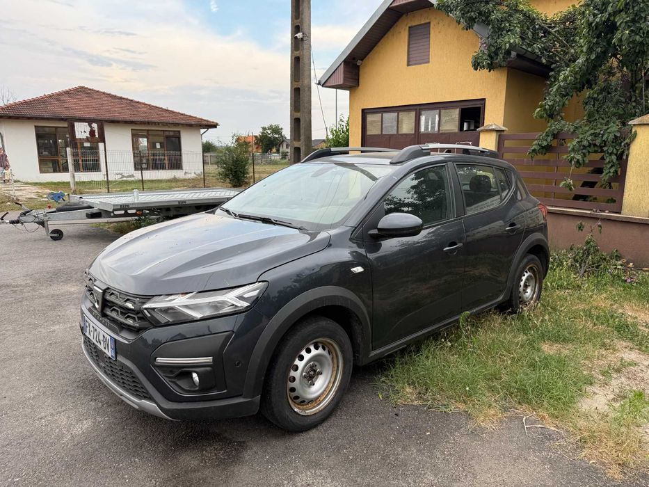 Dacia Sandero Stepway GPL usor avariat