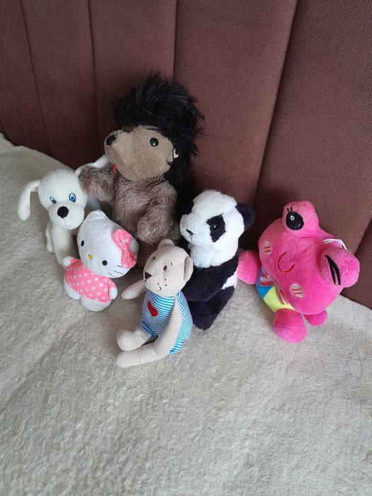 Лот от плюшени играчки на символична цена