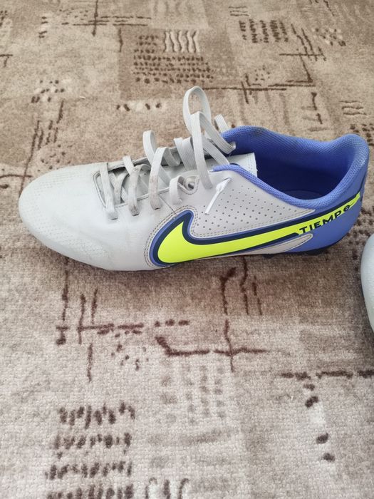 Бутонки Найк Темпо