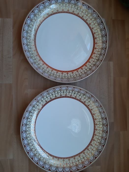 Тарелки Табак Бешбармак