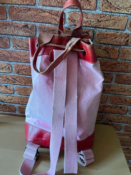 Rucsac original, artizanal, cu piele naturală, lucrat în Italia