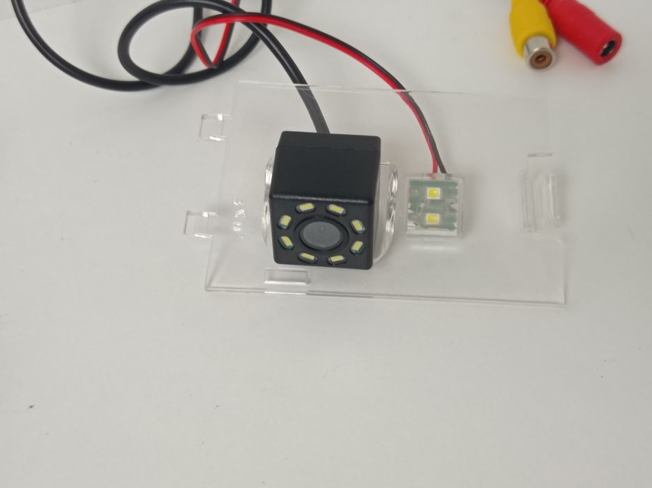 Camera auto  spate  navigație