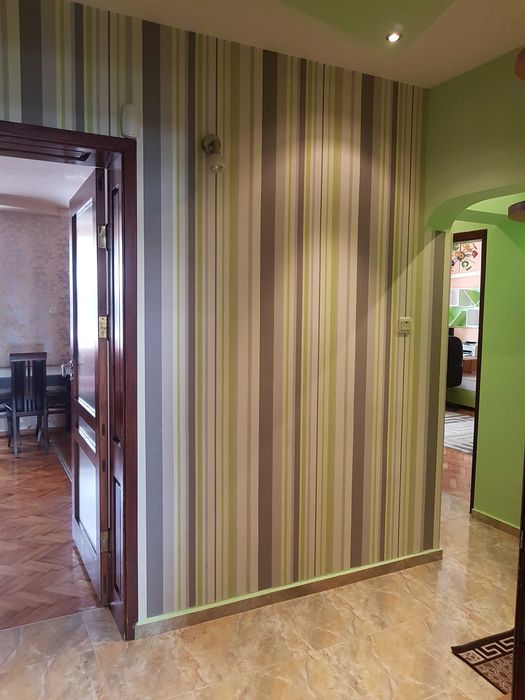 Дава се под наем Тристаен апартамент в Русе, Център - 78 кв.м за 408 € - Снимка #2