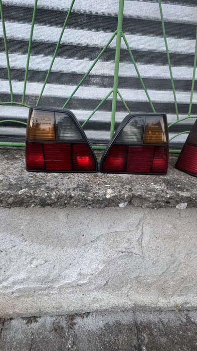 Продавам голф 2 на части