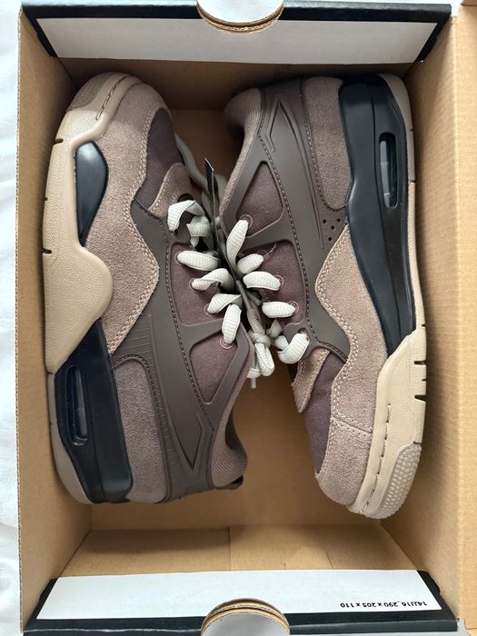 Дамски маратонки AIR JORDAN 4 RM