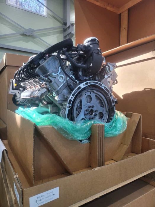 Mercedes Benz V-8 mator yangi