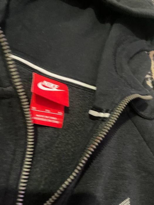 Зипка оригинал Nike . Секонд хенд!
