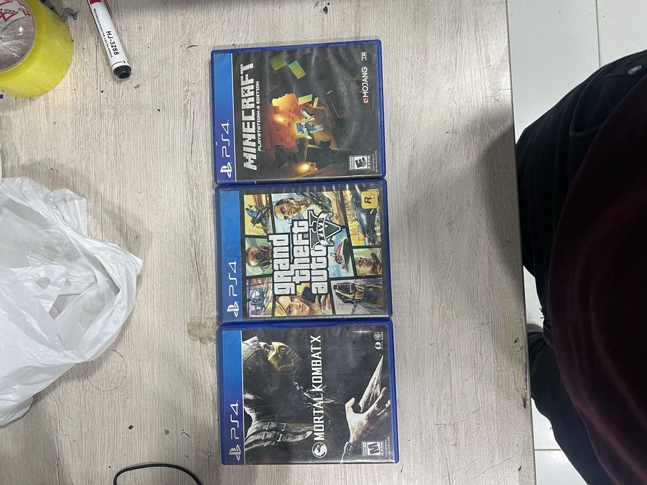 Playstation 4 disklar