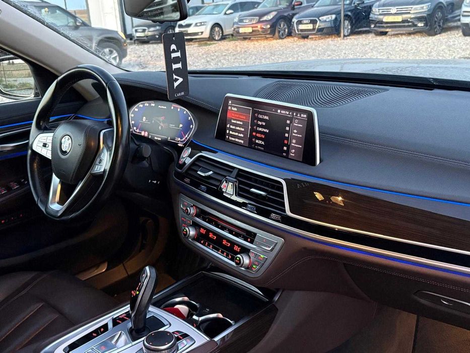 BMW Seria 7 2019 — imagine 2