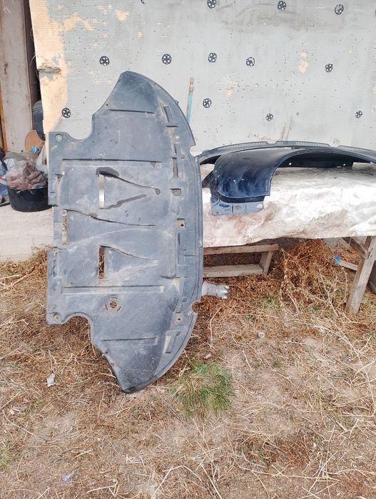 Продам крыло на Ауди с5