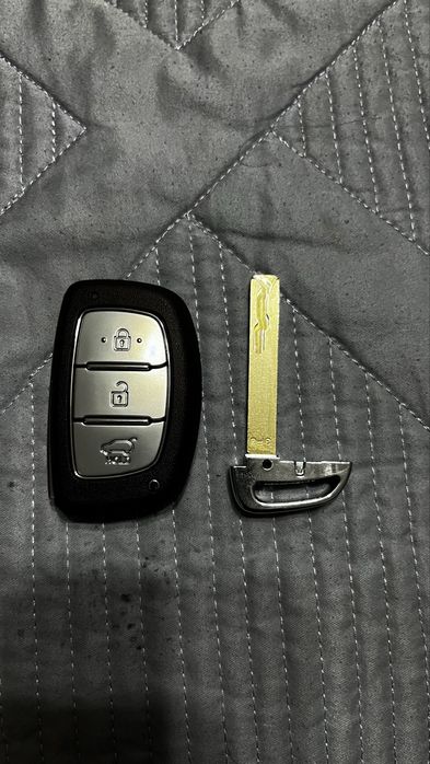 Продам ключи от Хюндай байон