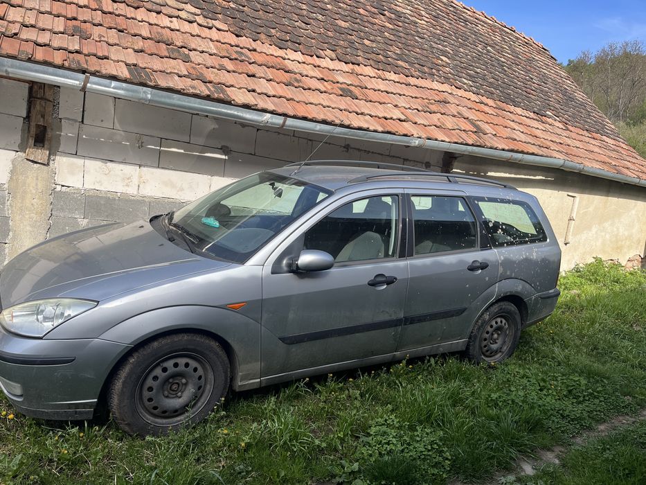 Vand sau schimb, astept oferte