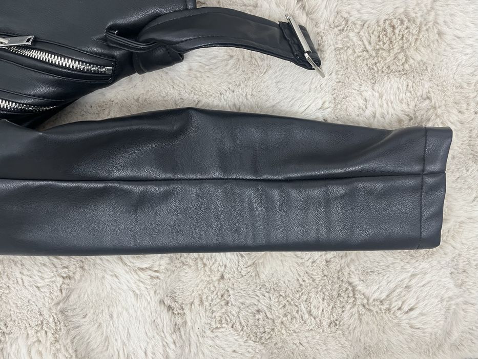 Черно кожено яке - изкуствена кожа