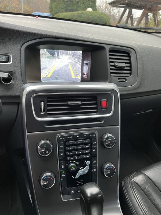 Volvo V60 Cross Country Summum